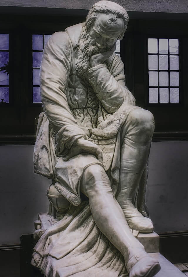 A statue of Galileo Galilei.